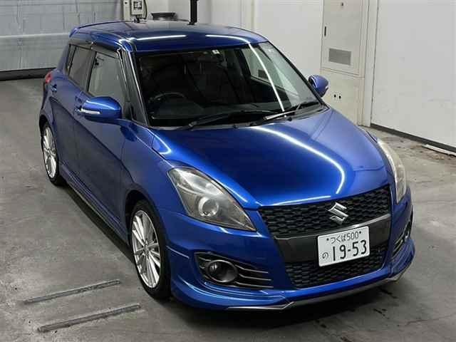 2013 SUZUKI SWIFT
